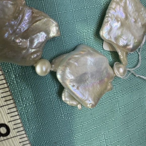 Necklace Beaded, Large Baroque Square, With White Round Earls, Clasp Silver.! - Picture 6 of 10